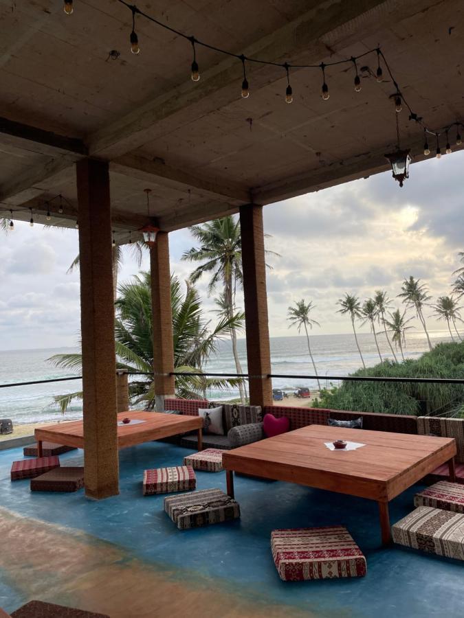 Funky Sol - Sunset Rooftop Bar, Hotel & Restaurant Weligama Exterior photo